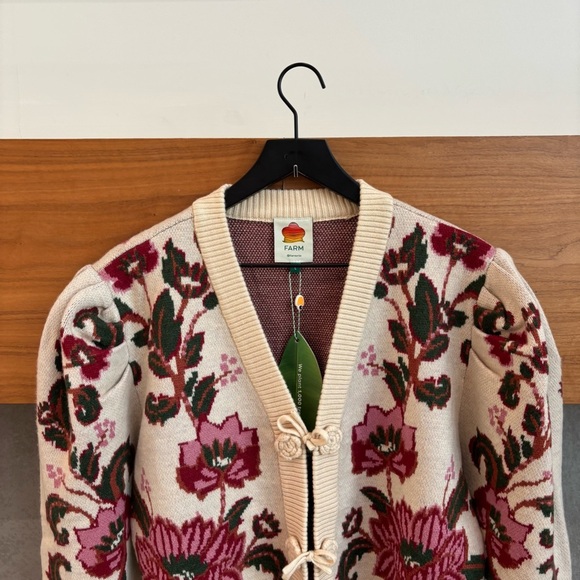 NWT Farm Rio Ravenala Floral-intarsia Knitted Cardigan Cream, Size L - Picture 7 of 15